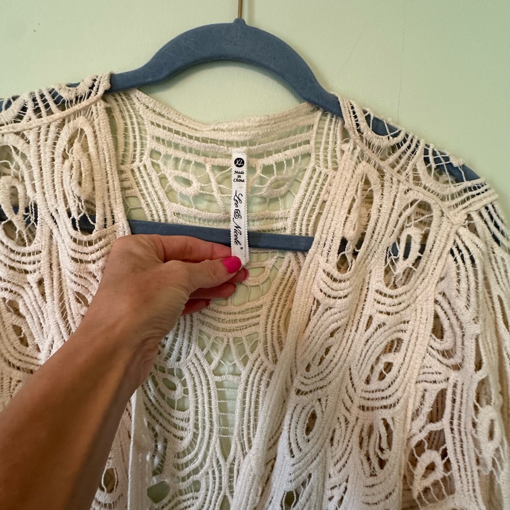 Cream Lace Open tunic - Picture 2 of 7